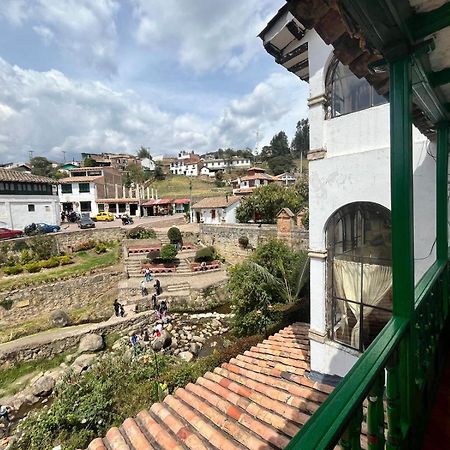 Hotel Calicanto Real Cafe Museo Монги Екстериор снимка